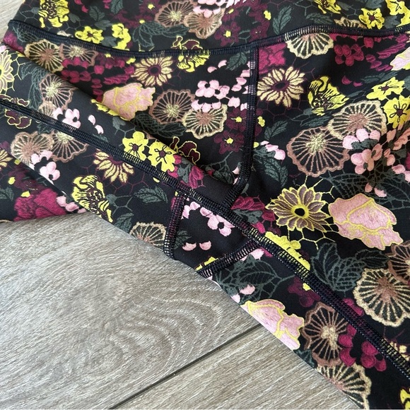 Lululemon Wunder Under Hi-Rise Tight 28" Fluorolace Multi - Picture 11 of 13